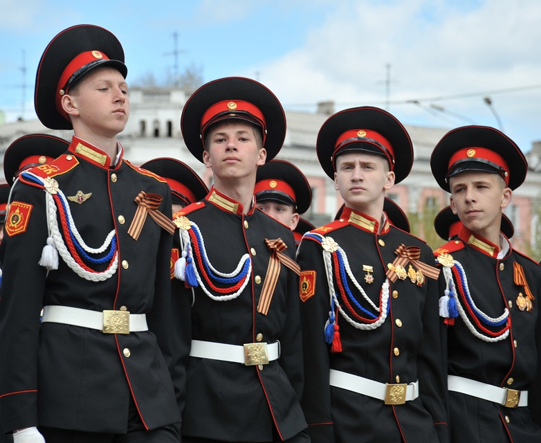 Внедрение рабочих программ воспитания обсудили в Общественной палате России